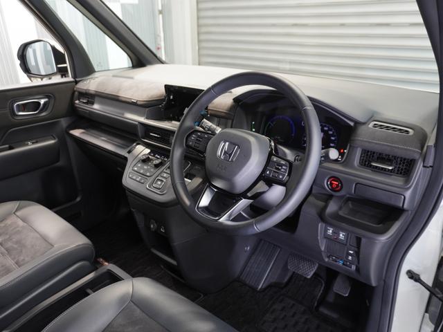 ステップワゴン ｅ：ＨＥＶスパーダプレミアムライン　ワンオーナー車　禁煙車　いまコレ＋　オーディオレス　クルーズコントロール　ホンダセンシング　ＬＥＤヘッドライト　ＥＴＣ　フロントヒーターシート　前後センサー　１７インチアルミホイール　パドルシフト（47枚目）