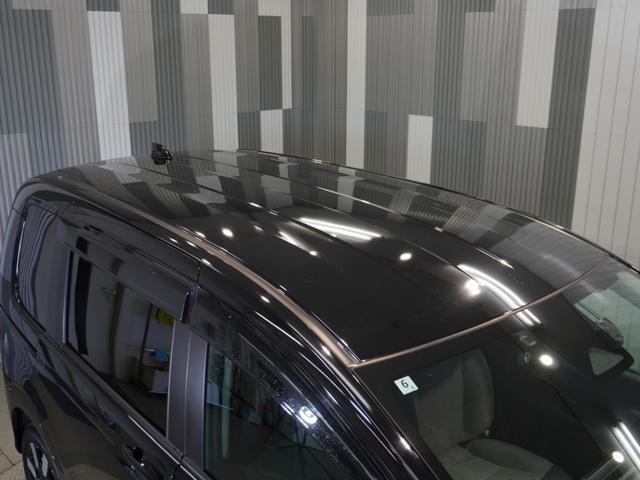 フリード ｅ：ＨＥＶエアーＥＸ　当社デモカー　禁煙車　１１．４インチギャザーズメモリーナビ　フルセグ　ＣＤ／ＤＶＤ　ミュージックラック　ホンダセンシング　ＬＥＤヘッドライト　ＥＴＣ　前後ドライブレコーダー　フロントヒーターシート（10枚目）