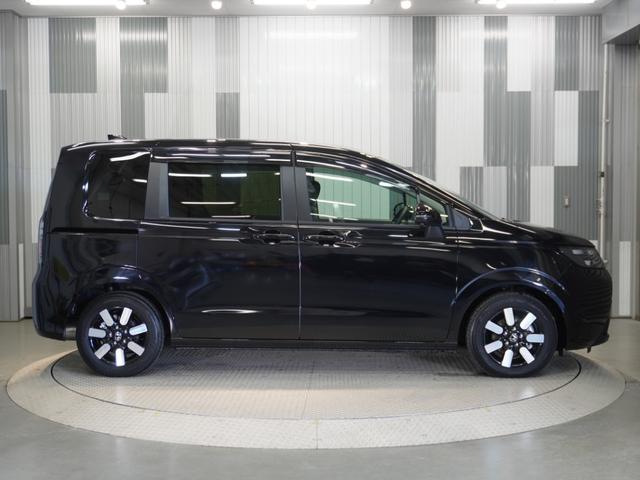 フリード ｅ：ＨＥＶエアーＥＸ　当社デモカー　禁煙車　１１．４インチギャザーズメモリーナビ　フルセグ　ＣＤ／ＤＶＤ　ミュージックラック　ホンダセンシング　ＬＥＤヘッドライト　ＥＴＣ　前後ドライブレコーダー　フロントヒーターシート（27枚目）