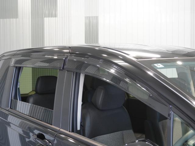 フリード ｅ：ＨＥＶエアーＥＸ　当社デモカー　禁煙車　１１．４インチギャザーズメモリーナビ　フルセグ　ＣＤ／ＤＶＤ　ミュージックラック　ホンダセンシング　ＬＥＤヘッドライト　ＥＴＣ　前後ドライブレコーダー　フロントヒーターシート（32枚目）