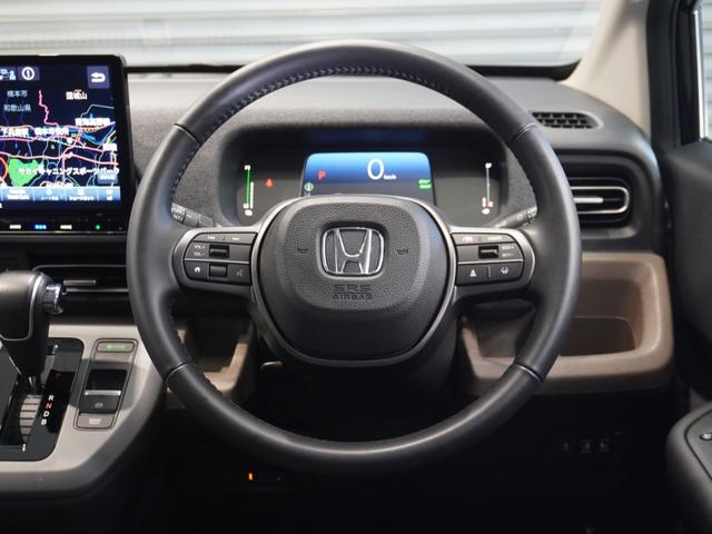 フリード ｅ：ＨＥＶエアーＥＸ　当社デモカー　禁煙車　１１．４インチギャザーズメモリーナビ　フルセグ　ＣＤ／ＤＶＤ　ミュージックラック　ホンダセンシング　ＬＥＤヘッドライト　ＥＴＣ　前後ドライブレコーダー　フロントヒーターシート（39枚目）