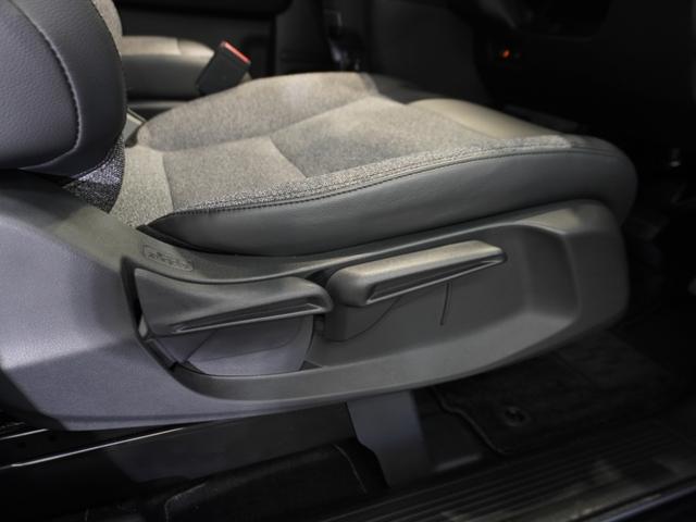 フリード ｅ：ＨＥＶエアーＥＸ　当社デモカー　禁煙車　１１．４インチギャザーズメモリーナビ　フルセグ　ＣＤ／ＤＶＤ　ミュージックラック　ホンダセンシング　ＬＥＤヘッドライト　ＥＴＣ　前後ドライブレコーダー　フロントヒーターシート（66枚目）