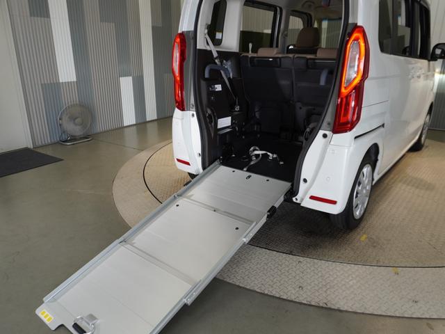 Ｎ－ＢＯＸ Ｌ・ターボ・スロープ　ワンオーナー車　禁煙車　９インチギャザーズメモリーナビフルセグ　ＣＤ／ＤＶＤ　ミュージックラック　ホンダセンシング　ＬＥＤヘッドライト　ＥＴＣ　前後ドライブレコーダー　車椅子仕様車　リアセンサー（16枚目）