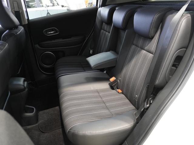 ヴェゼル ハイブリッドＺ・ホンダセンシング　ワンオーナー車　禁煙車　ギャザーズメモリーナビ　フルセグ　ＣＤ／ＤＶＤ　ミュージックラック　ホンダセンシング　ＬＥＤヘッドライト　ＥＴＣ　前後ドライブレコーダー　フロントヒーターシート　１７インチＡＷ（15枚目）