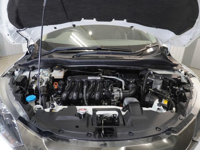 ヴェゼル ハイブリッドＺ・ホンダセンシング　ワンオーナー車　禁煙車　ギャザーズメモリーナビ　フルセグ　ＣＤ／ＤＶＤ　ミュージックラック　ホンダセンシング　ＬＥＤヘッドライト　ＥＴＣ　前後ドライブレコーダー　フロントヒーターシート　１７インチＡＷ（21枚目）