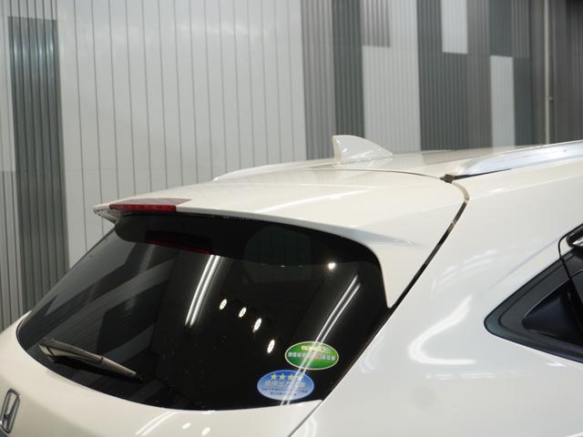 ヴェゼル ハイブリッドＺ・ホンダセンシング　ワンオーナー車　禁煙車　ギャザーズメモリーナビ　フルセグ　ＣＤ／ＤＶＤ　ミュージックラック　ホンダセンシング　ＬＥＤヘッドライト　ＥＴＣ　前後ドライブレコーダー　フロントヒーターシート　１７インチＡＷ（28枚目）