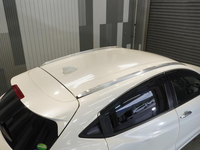 ヴェゼル ハイブリッドＺ・ホンダセンシング　ワンオーナー車　禁煙車　ギャザーズメモリーナビ　フルセグ　ＣＤ／ＤＶＤ　ミュージックラック　ホンダセンシング　ＬＥＤヘッドライト　ＥＴＣ　前後ドライブレコーダー　フロントヒーターシート　１７インチＡＷ（29枚目）