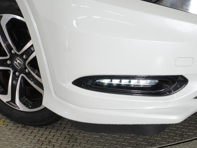 ヴェゼル ハイブリッドＺ・ホンダセンシング　ワンオーナー車　禁煙車　ギャザーズメモリーナビ　フルセグ　ＣＤ／ＤＶＤ　ミュージックラック　ホンダセンシング　ＬＥＤヘッドライト　ＥＴＣ　前後ドライブレコーダー　フロントヒーターシート　１７インチＡＷ（31枚目）