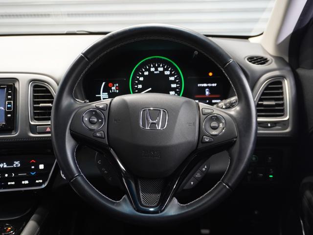 ヴェゼル ハイブリッドＺ・ホンダセンシング　ワンオーナー車　禁煙車　ギャザーズメモリーナビ　フルセグ　ＣＤ／ＤＶＤ　ミュージックラック　ホンダセンシング　ＬＥＤヘッドライト　ＥＴＣ　前後ドライブレコーダー　フロントヒーターシート　１７インチＡＷ（35枚目）