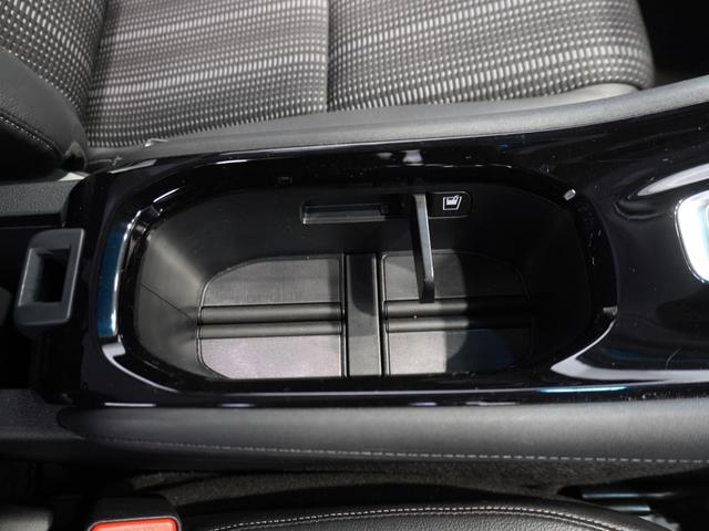 ヴェゼル ハイブリッドＺ・ホンダセンシング　ワンオーナー車　禁煙車　ギャザーズメモリーナビ　フルセグ　ＣＤ／ＤＶＤ　ミュージックラック　ホンダセンシング　ＬＥＤヘッドライト　ＥＴＣ　前後ドライブレコーダー　フロントヒーターシート　１７インチＡＷ（48枚目）