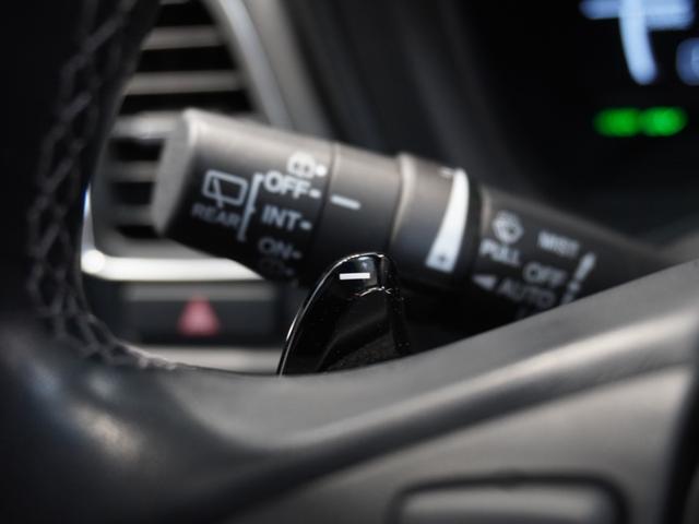 ヴェゼル ハイブリッドＺ・ホンダセンシング　ワンオーナー車　禁煙車　ギャザーズメモリーナビ　フルセグ　ＣＤ／ＤＶＤ　ミュージックラック　ホンダセンシング　ＬＥＤヘッドライト　ＥＴＣ　前後ドライブレコーダー　フロントヒーターシート　１７インチＡＷ（55枚目）