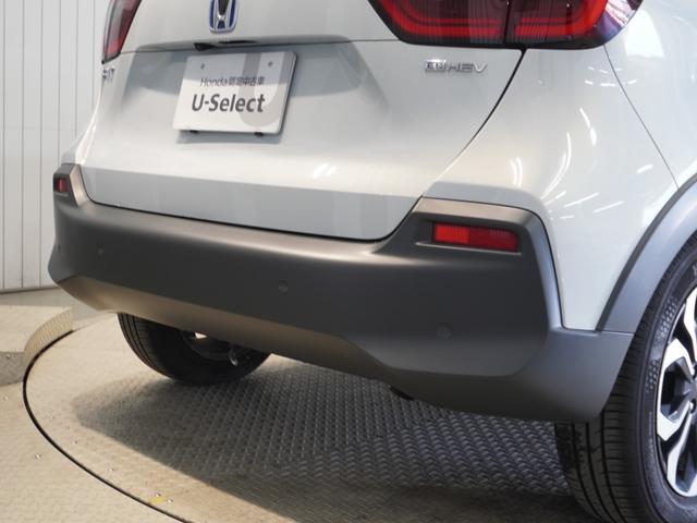 フィット ｅ：ＨＥＶクロスター　ワンオーナー車　禁煙車　８インチギャザーズメモリーナビ　フルセグ　ＣＤ／ＤＶＤ　ＵＳＢ　Ｂｌｕｅｔｏｏｔｈ　ホンダセンシング　ＬＥＤヘッドライト　ＥＴＣ　クルーズコントロール前後センサー１６インチＡＷ（28枚目）