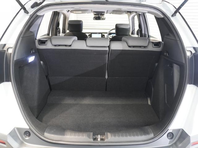 フィット ｅ：ＨＥＶクロスター　ワンオーナー車　禁煙車　８インチギャザーズメモリーナビ　フルセグ　ＣＤ／ＤＶＤ　ＵＳＢ　Ｂｌｕｅｔｏｏｔｈ　ホンダセンシング　ＬＥＤヘッドライト　ＥＴＣ　クルーズコントロール前後センサー１６インチＡＷ（58枚目）