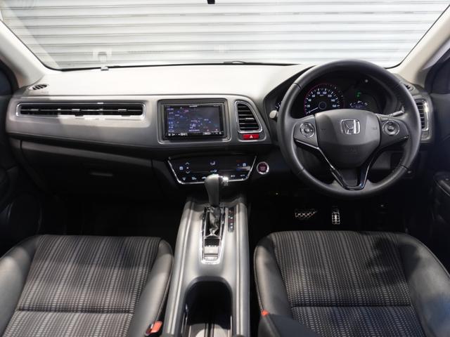 ヴェゼル Ｓ　ワンオーナー車　禁煙車　いまコレ＋　カロッツェリアメモリーナビ　フルセグ　ＣＤ／ＤＶＤ　Ｂｌｕｅｔｏｏｔｈ　クルーズコントロール　ＬＥＤヘッドライトＥＴＣフロントヒーターシート１７インチアルミホイール（13枚目）