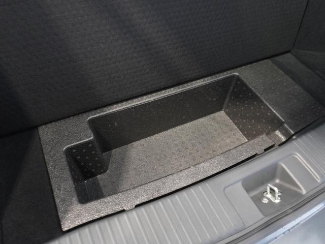 ヴェゼル Ｓ　ワンオーナー車　禁煙車　いまコレ＋　カロッツェリアメモリーナビ　フルセグ　ＣＤ／ＤＶＤ　Ｂｌｕｅｔｏｏｔｈ　クルーズコントロール　ＬＥＤヘッドライトＥＴＣフロントヒーターシート１７インチアルミホイール（60枚目）