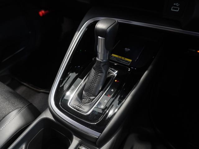 ヴェゼル ｅ：ＨＥＶＺ　ワンオーナー車　禁煙車　ホンダコネクテッドディスプレイナビ　フルセグ　Ｂｌｕｅｔｏｏｔｈ　スマホ連携　ＬＥＤヘッドライト　ＥＴＣ前後ドライブレコーダー前後センサー　１８インチアルミホイールパドルシフト（59枚目）