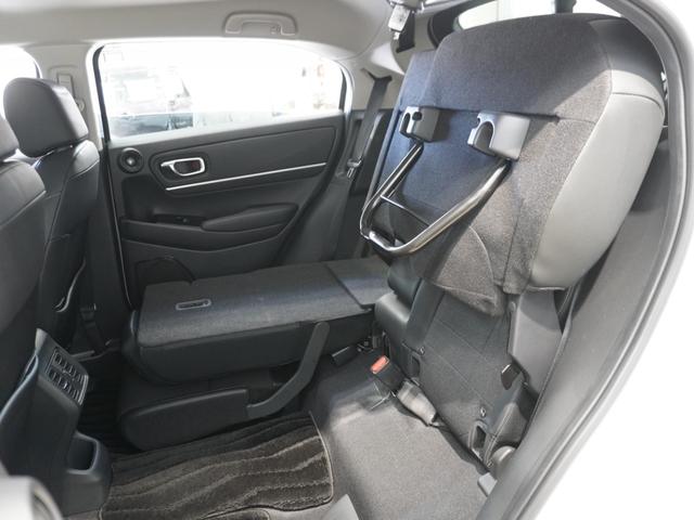 ヴェゼル ｅ：ＨＥＶＺ　ワンオーナー車　禁煙車　ホンダコネクテッドディスプレイナビ　フルセグ　Ｂｌｕｅｔｏｏｔｈ　スマホ連携　ＬＥＤヘッドライト　ＥＴＣ前後ドライブレコーダー前後センサー　１８インチアルミホイールパドルシフト（76枚目）