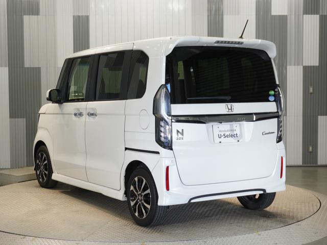 Ｎ－ＢＯＸカスタム Ｇ・Ｌホンダセンシング　ワンオーナー車　禁煙車　ギャザーズメモリーナビ　フルセグ　ＣＤ／ＤＶＤ　ミュージックラック　ホンダセンシング　ＬＥＤヘッドライト　ＥＴＣ　ドライブレコーダー　フロントヒーターシート　サイドエアバック（8枚目）