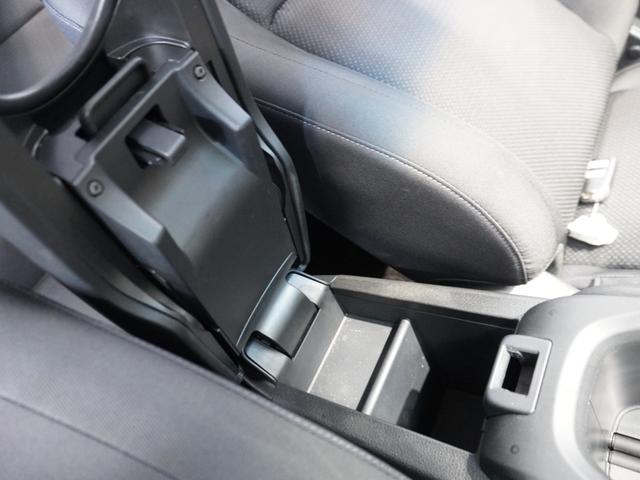 ヴェゼル Ｘ・ホンダセンシング　ワンオーナー車　禁煙車　ギャザーズメモリーナビ　フルセグ　ＣＤ／ＤＶＤ　ミュージックラック　ホンダセンシング　ＬＥＤヘッドライト　ＥＴＣ　クルーズコントロール　１６インチアルミホイール　Ｒカメ　ＡＢＳ（36枚目）