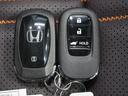 e:HEVZ 当社デモカー 禁煙車 4WD ホンダコネクテッドディスプレイナビ フルセグ ホンダセンシング マルチビューカメラ 全席ヒーターシート LEDライト ETC ドライブレコーダー ETC パドルシフト(49枚目)