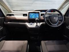 【室内】シートや内装各部への徹底した清掃を実施。 2