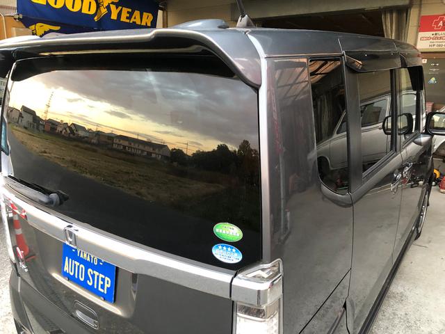 Ｎ－ＢＯＸカスタム Ｇ　検査２年付き／プッシュスタート／アイドリングストップ／スマートキー／ＨＩＤ／両側スライドドア／ウィンカーミラー／ＣＤ・ＵＳＢ・ＡＵＸ／プライバシーガラス（23枚目）