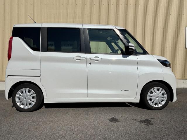 ルークス Ｘ　オートライト・全周囲カメラ・スマートキー・左側電動スライドドア・盗難防止システム・衝突被害軽減システム・ＡＢＳ・ＥＳＣ・フルセグ社外ナビ・ドラレコ・ＥＴＣ・Ｂｌｕｅｔｏｏｔｈ・プッシュスタート（6枚目）