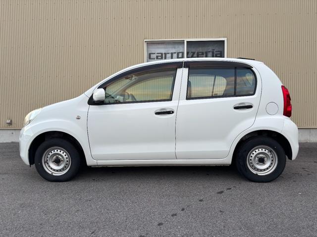 パッソ X Vパッケージ フルセグ社外ナビ・ETC・禁煙車・パワーウインドウ・パワステ・エアコン・ABS・エアバッグ(8枚目)