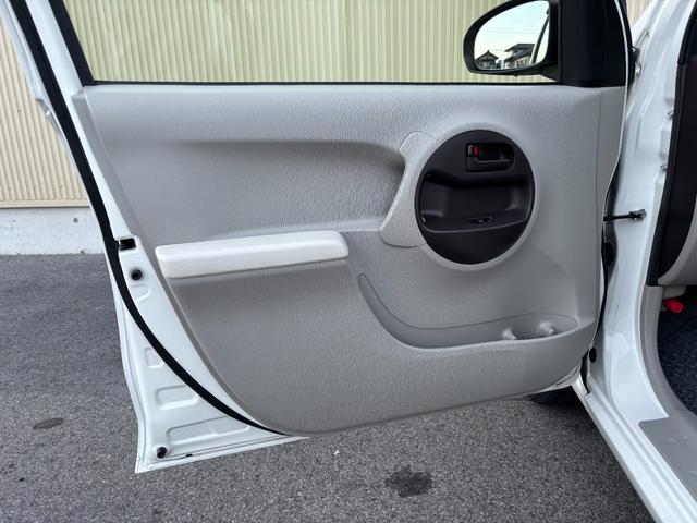 パッソ X Vパッケージ フルセグ社外ナビ・ETC・禁煙車・パワーウインドウ・パワステ・エアコン・ABS・エアバッグ(47枚目)