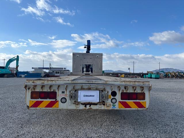 スーパーグレート 重機回送車（大型）クレーン付き　セルフ４段ダダノ製クレーン２．９３ｔ吊り・ラジコン付き・フジタボディ・ハイジャッキ・ウインチ付き・２デフ・木床・手動あゆみ・積載１１．８ｔ・ワンオーナー・フルセグＴＶ・ナビ・ＤＶＤ／ＣＤ・ＥＴＣ付き（12枚目）