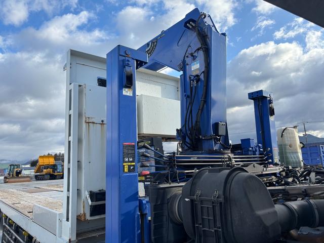 スーパーグレート 重機回送車（大型）クレーン付き　セルフ４段ダダノ製クレーン２．９３ｔ吊り・ラジコン付き・フジタボディ・ハイジャッキ・ウインチ付き・２デフ・木床・手動あゆみ・積載１１．８ｔ・ワンオーナー・フルセグＴＶ・ナビ・ＤＶＤ／ＣＤ・ＥＴＣ付き（50枚目）