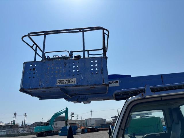 エルフトラック 　高所作業車・タダノ製ＡＴ－１７０－１－４１０１２　１７ｍ仕様　走行５４，１００ｋｍ　５，７４１時間　作業半径１２．８ｍ　バケット積載荷重２００ｋｇ又は２名（59枚目）