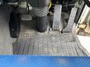 トラクターヘッド 3軸2デフ 8速MT 520馬力 2軸カプラー型式CD-2000(カプラーオフセット175mm)第5輪荷重18トン ワンオーナー 大型牽引車 社外ナビ ETC(31枚目)