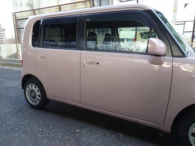 ピクシススペース Ｘ　スマ－トキ－　電動格納ミラ－　ＥＴＣ　パナソニック製フルセグナビ　新品タイヤ４本　オ－トエアコン　アイドリングストップ（4枚目）