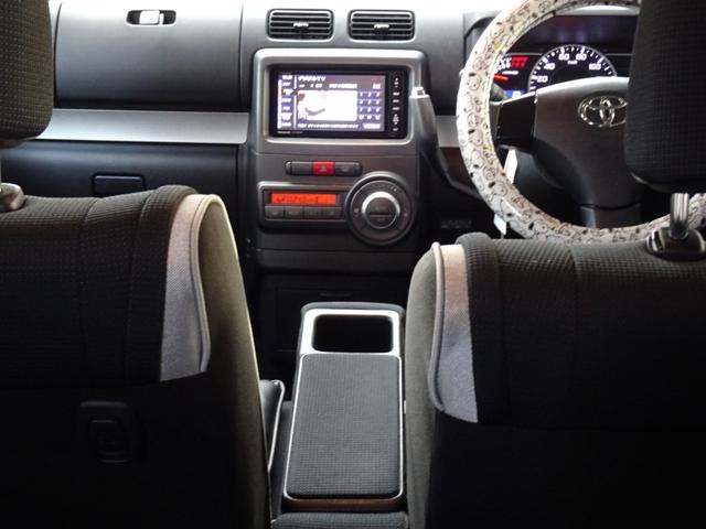 ピクシススペース Ｘ　スマ－トキ－　電動格納ミラ－　ＥＴＣ　パナソニック製フルセグナビ　新品タイヤ４本　オ－トエアコン　アイドリングストップ（18枚目）