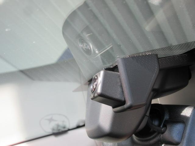 フォレスター Ａｄｖａｎｃｅ　アイサイト搭載車　ＳＤ地デジナビ　ドラレコ　ＥＴＣ　バックカメラ　サイドカメラ　フロントカメラ　ＳＲＨ　ＡＶＨ　ＶＤＣ　Ｘ－ＭＯＤＥ　ＬＥＤヘッドライト　フォグランプ　リヤビークルディデクション　ドライバーズモニタリングシステム　パドルシフト（11枚目）