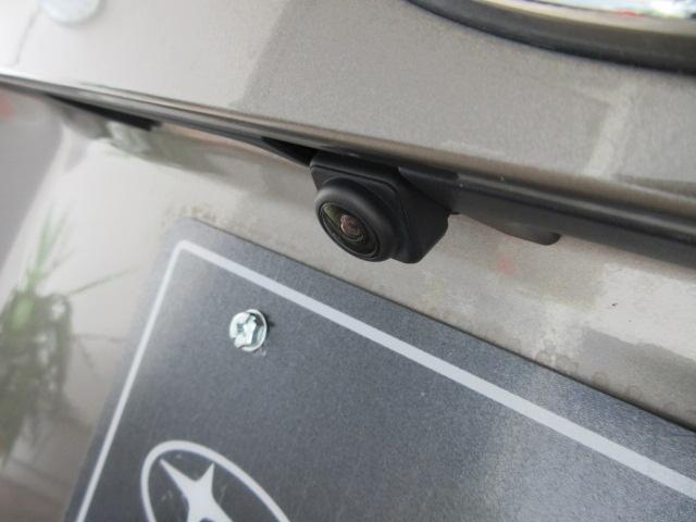 フォレスター プレミアム アイサイト 地デジナビ ETC バックカメラ サイドカメラ SRH AVH VDC X-MODE LEDヘッドライト フォグランプ リヤビークルディデクション パドルシフト オートライト スペアタイヤ ステアリングヒーター アイドリングストップ(14枚目)