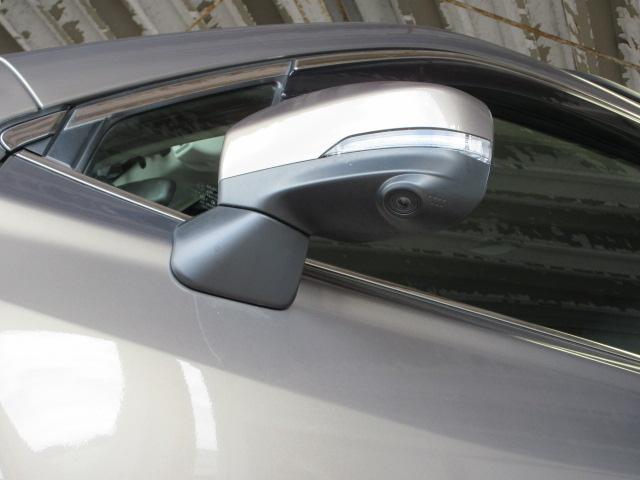 フォレスター プレミアム アイサイト 地デジナビ ETC バックカメラ サイドカメラ SRH AVH VDC X-MODE LEDヘッドライト フォグランプ リヤビークルディデクション パドルシフト オートライト スペアタイヤ ステアリングヒーター アイドリングストップ(16枚目)