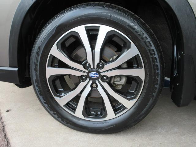 フォレスター プレミアム アイサイト 地デジナビ ETC バックカメラ サイドカメラ SRH AVH VDC X-MODE LEDヘッドライト フォグランプ リヤビークルディデクション パドルシフト オートライト スペアタイヤ ステアリングヒーター アイドリングストップ(30枚目)