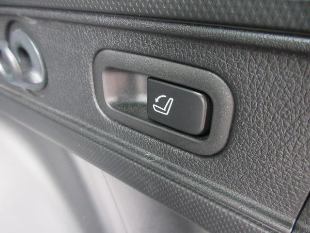 フォレスター プレミアム アイサイト 地デジナビ ETC バックカメラ サイドカメラ SRH AVH VDC X-MODE LEDヘッドライト フォグランプ リヤビークルディデクション パドルシフト オートライト スペアタイヤ ステアリングヒーター アイドリングストップ(48枚目)