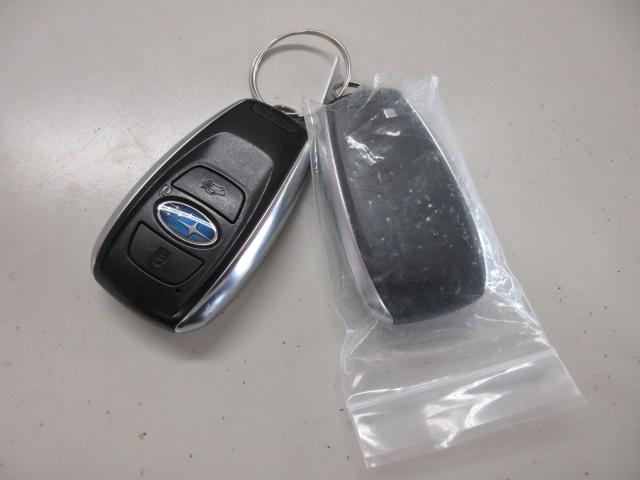 フォレスター プレミアム アイサイト 地デジナビ ETC バックカメラ サイドカメラ SRH AVH VDC X-MODE LEDヘッドライト フォグランプ リヤビークルディデクション パドルシフト オートライト スペアタイヤ ステアリングヒーター アイドリングストップ(51枚目)