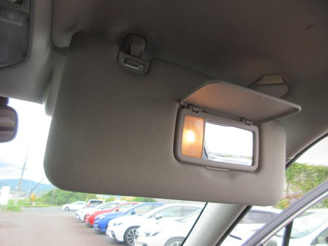 フォレスター プレミアム アイサイト 地デジナビ ETC バックカメラ サイドカメラ SRH AVH VDC X-MODE LEDヘッドライト フォグランプ リヤビークルディデクション パドルシフト オートライト スペアタイヤ ステアリングヒーター アイドリングストップ(62枚目)