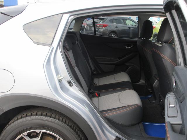 ＸＶ ２．０ｉ－Ｌ　アイサイト　ＳＤ地デジナビ　ドラレコ　ＥＴＣ　バックカメラ　ヒルホールド　ＶＤＣ　ＳＲＨ　リヤビークルディデクション　Ｘ－ＭＯＤＥ　電動パーキングブレーキ　アイドリングストップ　　マルチファンクションディスプレイ　トノカバー　プッシュスタート（29枚目）