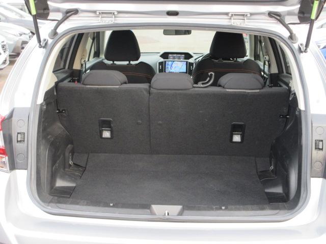 ＸＶ ２．０ｉ－Ｌ　アイサイト　ＳＤ地デジナビ　ドラレコ　ＥＴＣ　バックカメラ　ヒルホールド　ＶＤＣ　ＳＲＨ　リヤビークルディデクション　Ｘ－ＭＯＤＥ　電動パーキングブレーキ　アイドリングストップ　　マルチファンクションディスプレイ　トノカバー　プッシュスタート（32枚目）