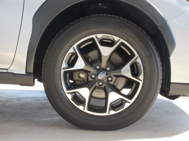 ＸＶ ２．０ｉ－Ｌ　アイサイト　ＳＤ地デジナビ　ドラレコ　ＥＴＣ　バックカメラ　ヒルホールド　ＶＤＣ　ＳＲＨ　リヤビークルディデクション　Ｘ－ＭＯＤＥ　電動パーキングブレーキ　アイドリングストップ　　マルチファンクションディスプレイ　トノカバー　プッシュスタート（39枚目）