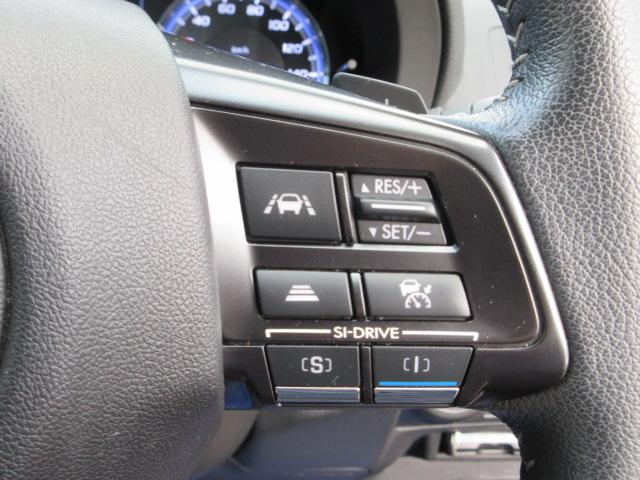 レヴォーグ １．６ＧＴ　ＥｙｅＳｉｇｈｔ　　メモリ地デジナビ　ドラレコ　ＥＴＣ　バックカメラ　　電動パーキングブレーキ　ヒルホールド　ＶＤＣ　アイドリングストップ　マルチファンクションディスプレイ　オートライト　パドルシフト　ＵＳＢ電源　オートエアコン（8枚目）