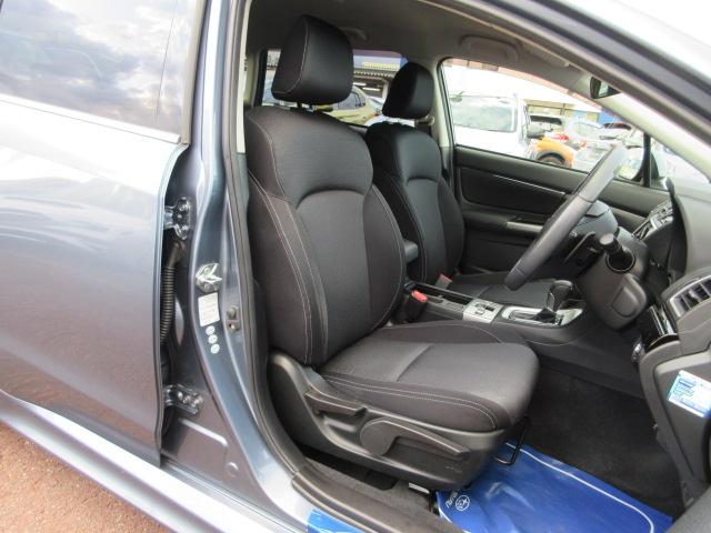 レヴォーグ １．６ＧＴ　ＥｙｅＳｉｇｈｔ　　メモリ地デジナビ　ドラレコ　ＥＴＣ　バックカメラ　　電動パーキングブレーキ　ヒルホールド　ＶＤＣ　アイドリングストップ　マルチファンクションディスプレイ　オートライト　パドルシフト　ＵＳＢ電源　オートエアコン（15枚目）