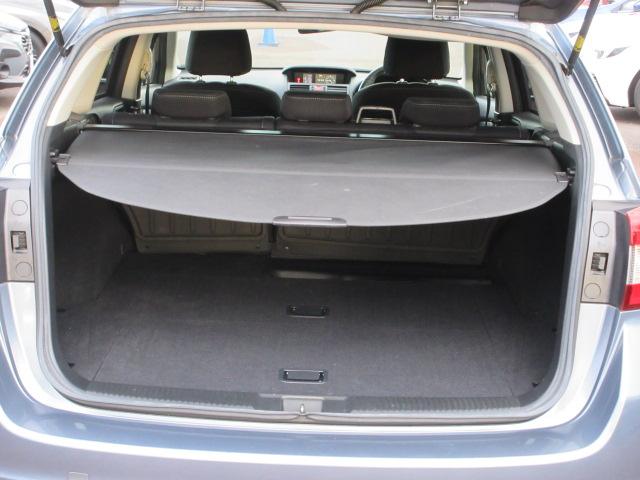 レヴォーグ １．６ＧＴ　ＥｙｅＳｉｇｈｔ　　メモリ地デジナビ　ドラレコ　ＥＴＣ　バックカメラ　　電動パーキングブレーキ　ヒルホールド　ＶＤＣ　アイドリングストップ　マルチファンクションディスプレイ　オートライト　パドルシフト　ＵＳＢ電源　オートエアコン（22枚目）