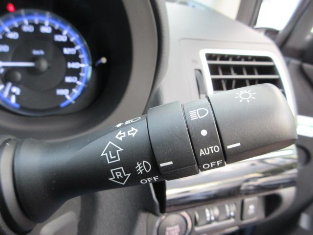 レヴォーグ １．６ＧＴ　ＥｙｅＳｉｇｈｔ　　メモリ地デジナビ　ドラレコ　ＥＴＣ　バックカメラ　　電動パーキングブレーキ　ヒルホールド　ＶＤＣ　アイドリングストップ　マルチファンクションディスプレイ　オートライト　パドルシフト　ＵＳＢ電源　オートエアコン（40枚目）