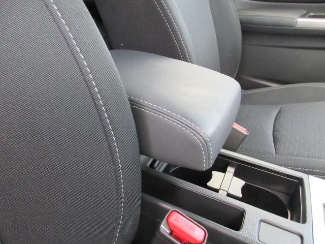 レヴォーグ １．６ＧＴ　ＥｙｅＳｉｇｈｔ　　メモリ地デジナビ　ドラレコ　ＥＴＣ　バックカメラ　　電動パーキングブレーキ　ヒルホールド　ＶＤＣ　アイドリングストップ　マルチファンクションディスプレイ　オートライト　パドルシフト　ＵＳＢ電源　オートエアコン（43枚目）